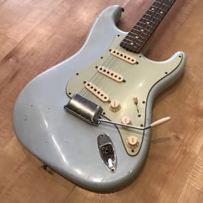Fender® Custom Shop Beatle Spec 1961 Relic Stratocaster Electric Guitar 2017 Sonic Blue image 1