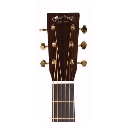 Martin D-18 Modern Deluxe Acoustic Gloss Natural image 4