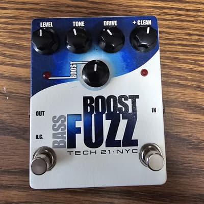Tech 21 Bass Fuzz Boost 2010s - White image 5