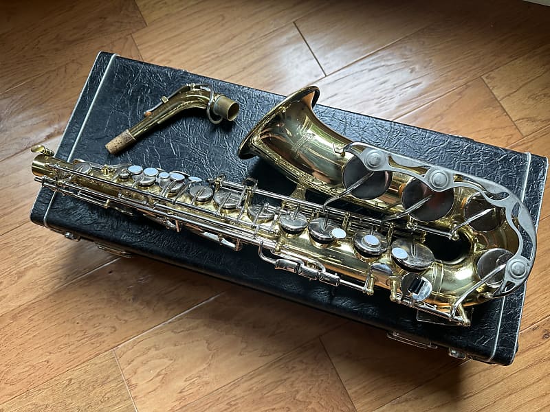 YAMAHA アルトサックス(YAS-23) ゴールド-シルバーツートンカラー YAMAHA アルトサックス(YAS-23) ゴールド-シルバーツートン