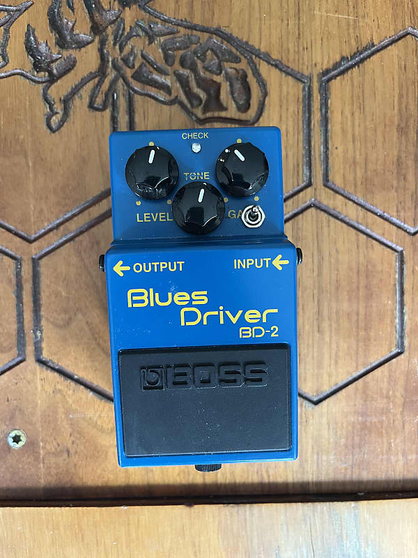 【2006年製】BOSS BD-2 Blues Driver Amazon.com: Boss BD-2 Blues Driver Guitar Effects Pedal