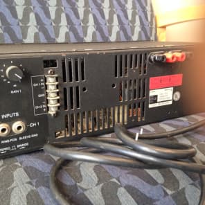 QSC USA 370 Amplifier image 2