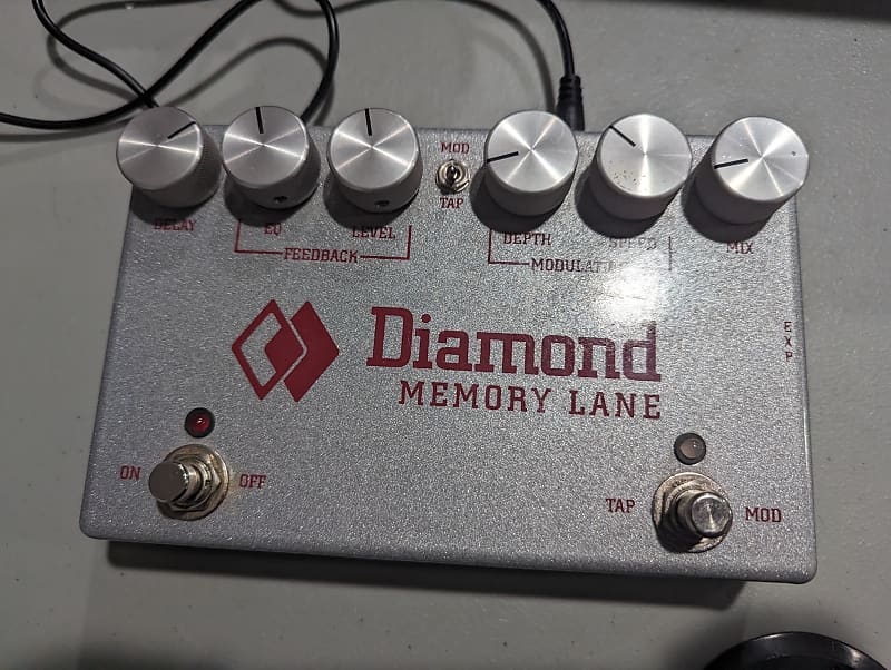Diamond Memory Lane V1 Delay | Reverb Canada