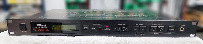 tx81z　yamaha Yamaha TX81Z Rackmount FM Tone Generator Vintage Synthesizer