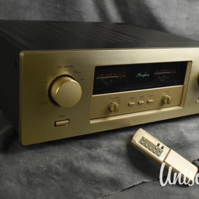 Accuphase E-306 Integrated Stereo Amplifier in Very Good Condition image 1