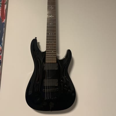 雑誌で紹介された 【HELLRAISER】schecter Diamond ベース Series