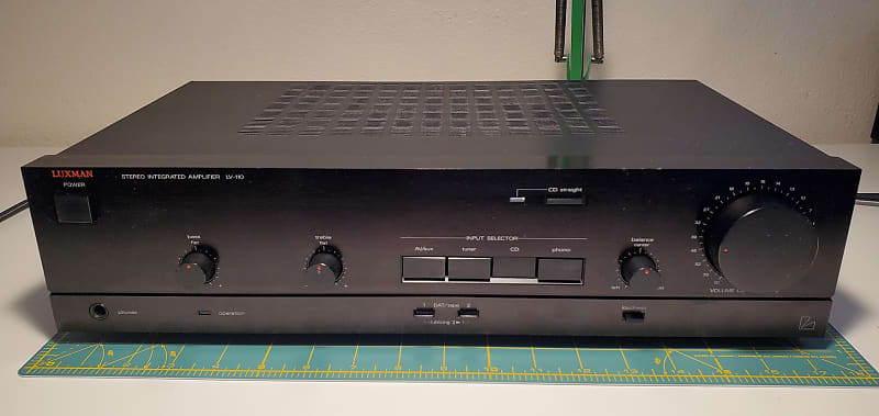 Vintage Stereo Integrated Amplifier LUXMAN LV-110 image 1