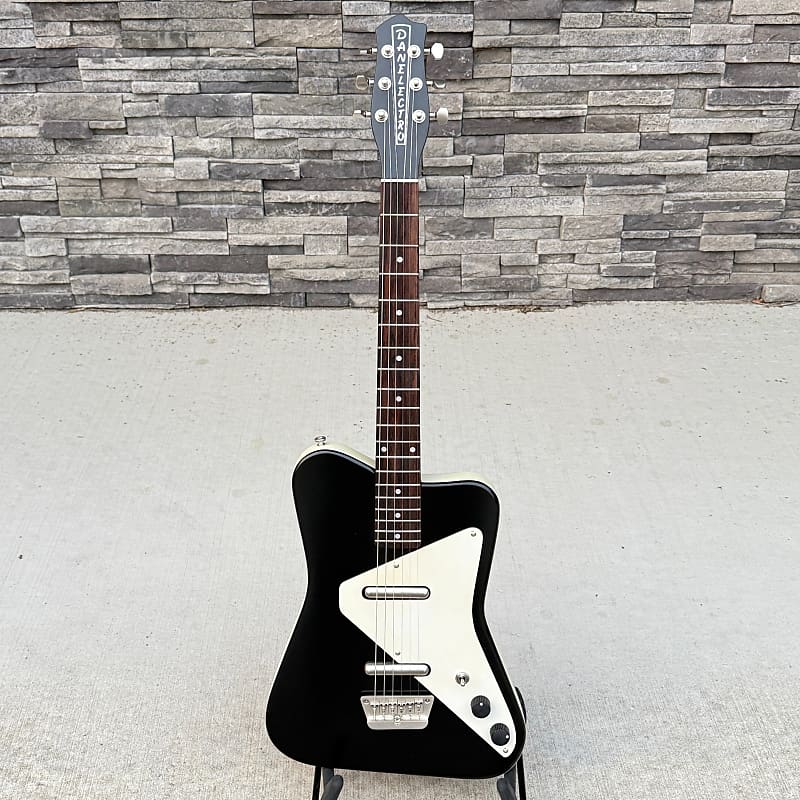 ギター Danelectro dano pro Danelectro Dano Pro - Wikipedia