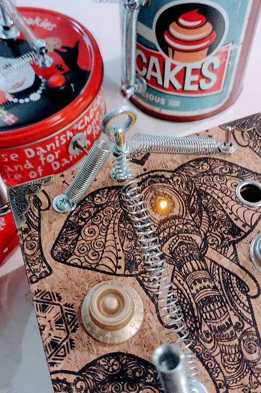 Gdv Ambient noise horror sound piezo box Reverb