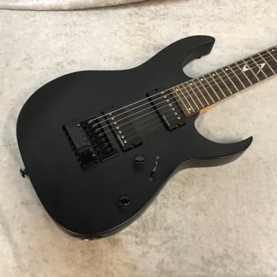 VGS VSM-120-7 Soulmaster Select 7 string guitar with Evertune in black for sale