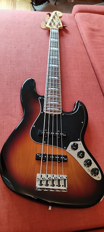 Fender American Deluxe Jazz Bass V 2010 - 2016