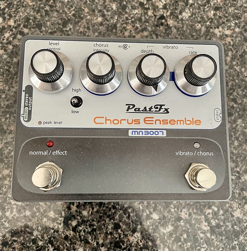 PastFX Chorus ensemble boss ce-1