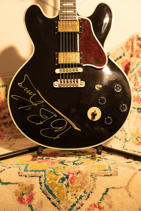 Gibson Lucille, BB King Autographed Guitar With BB King | Reverb