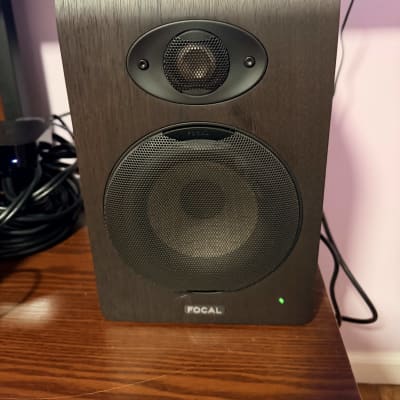 Focal Shape 50 5