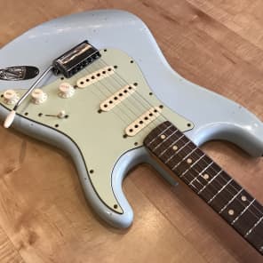 Fender® Custom Shop Beatle Spec 1961 Relic Stratocaster Electric Guitar 2017 Sonic Blue image 6