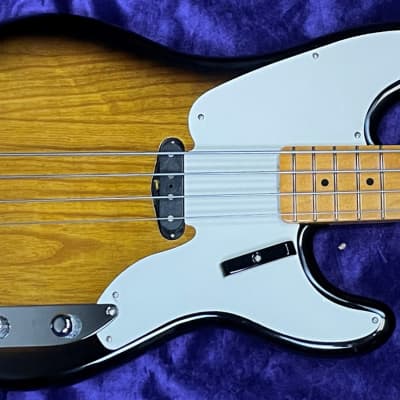 Fender AM. Vintage II '54 Precision Bass, 2TSB / Maple. for sale
