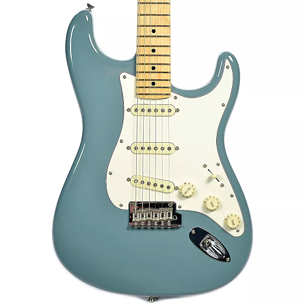 Fender American Professional Series Stratocaster image 3