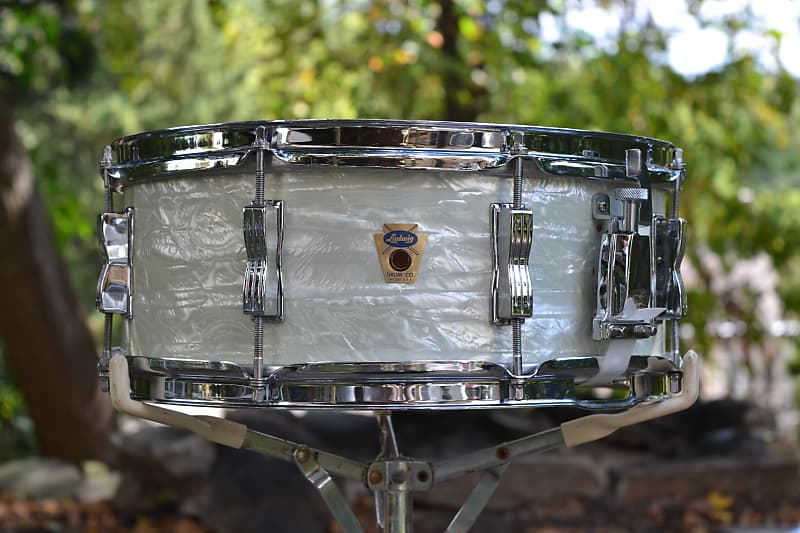Ludwig No. 900 Super Classic 5.5x14" 8-Lug Snare Drum with P-87 Strainer 1958 - 1960 image 3