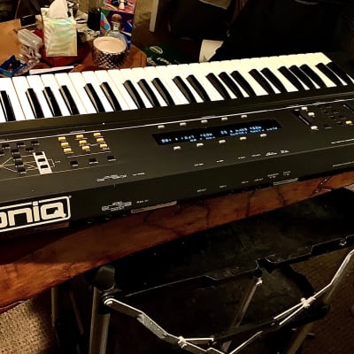 Ensoniq ESQ-1 Wave Synthesizer (Metal, with Stand) image 2