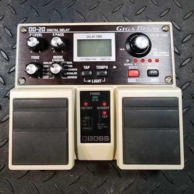 Amazon.com: Boss DD-20 Giga Delay Guitar Pedal : Musical