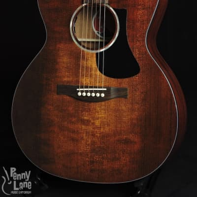 Eastman PCH1-GACE-CLA Solid Top Acoustic Electric Grand Auditorium Guitar with Gig Bag image 3