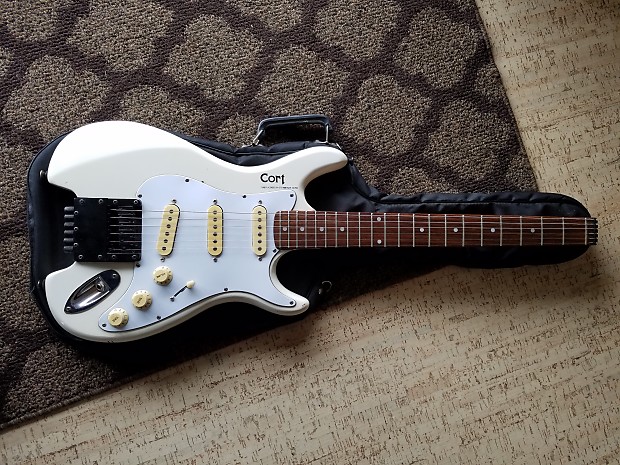 Headless stratocaster on sale