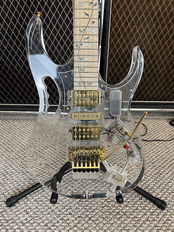 Ibanez JEM風 自作ギター LED付き Ibanez JEM風 自作ギター LED付き