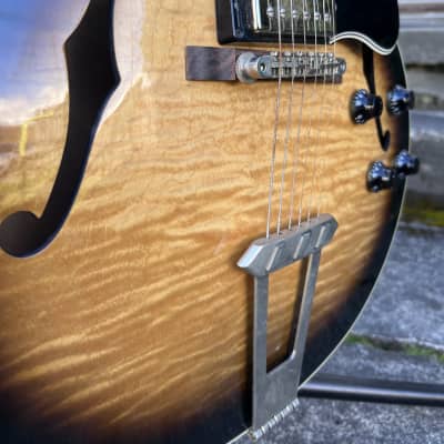Gibson ES-175 figured maple top sunburst flame natural 2008 image 5