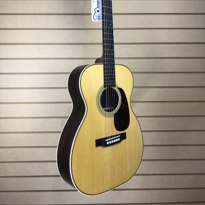 Martin 00-28 Acoustic Guitar - Natural w/ OHSC + FREE Shipping #978 image 5