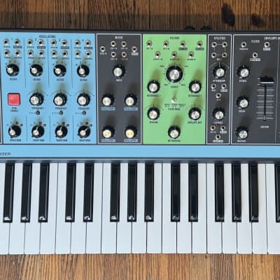 Moog Matriarch MINT