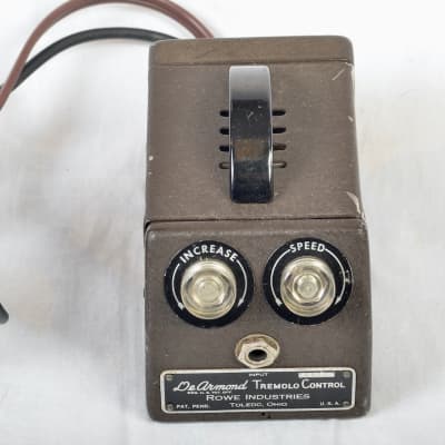 DeArmond Tremolo Control 1950s Brown Reverb