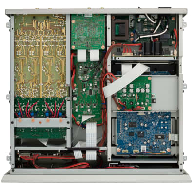 LUXMAN D-10X - SACD/CD Player - NEW! image 4