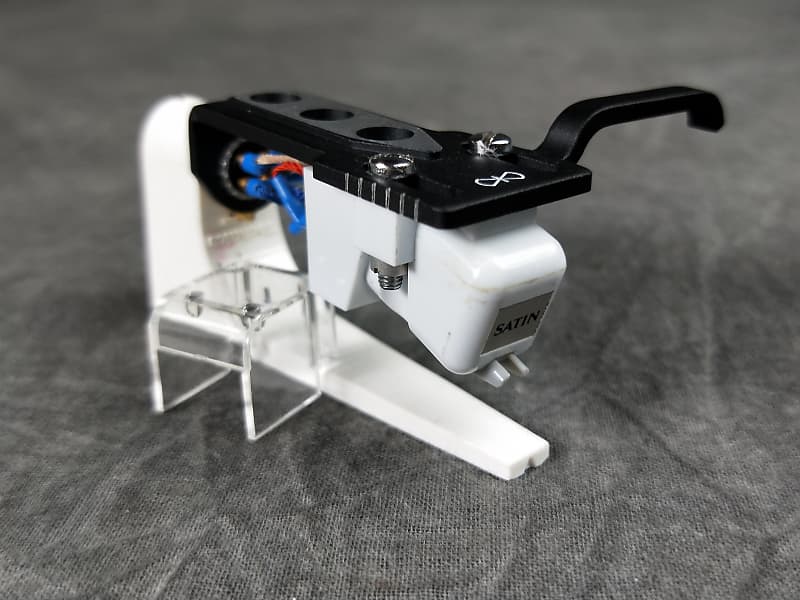 SATIN M-117X MC Cartridge W/ SAEC ULS-2 Headshell In Excellent Condition  			