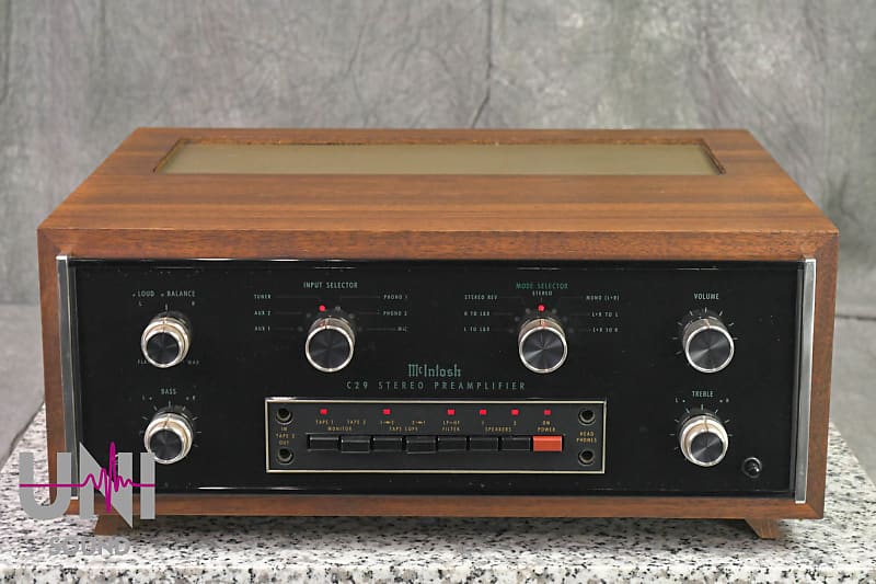 Mcintosh C29 Stereo Preamplifier in Very Good Condition  			