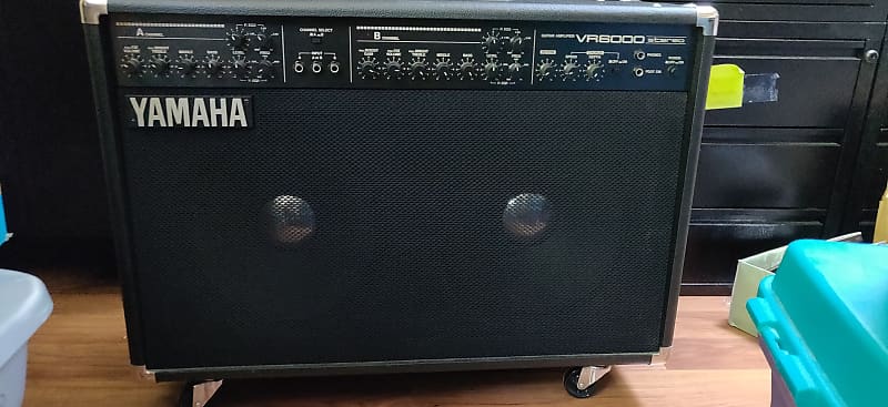 Yamaha VR6000 Stereo Amp