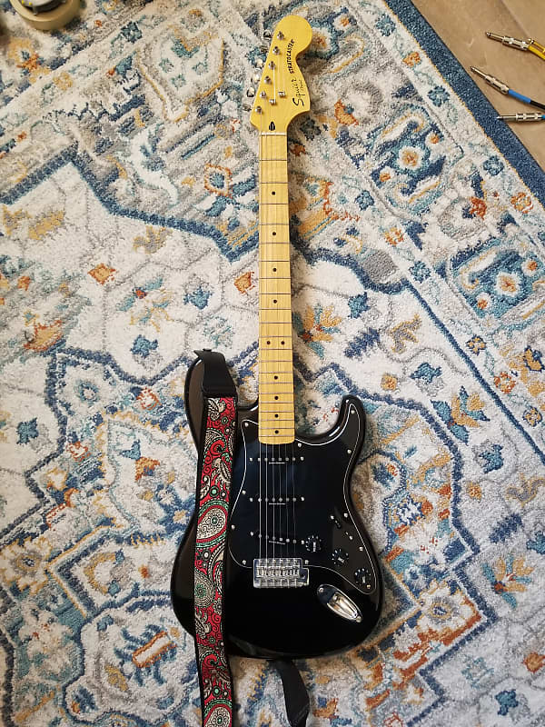 Fender Squier Stratocaster Duncan Designed Pickups 60s Style