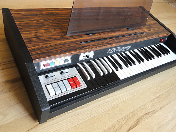 1970s Cordovox Model 610 Vintage Combo Organ Analog Keyboard Farfisa Rare