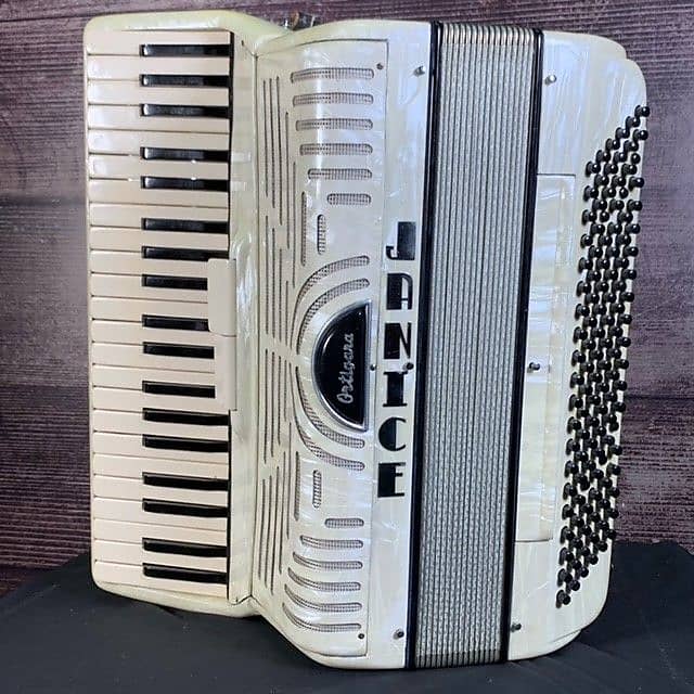 Ortigara Janice Piano Accordion (Phoenix, AZ) Reverb