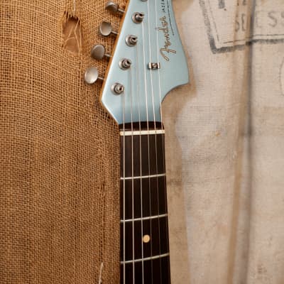 Fender Jazzmaster 1960 - Ice Blue Metallic - Refin image 3