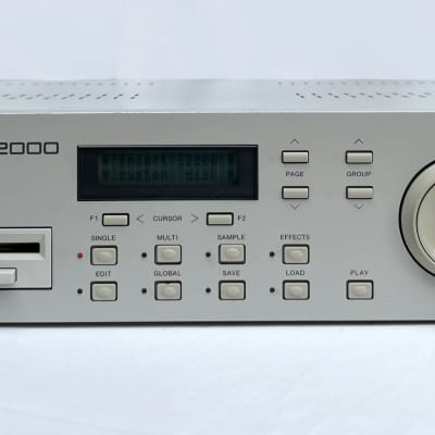 Akai S2000 MIDI Stereo Digital Sampler 1995 - White