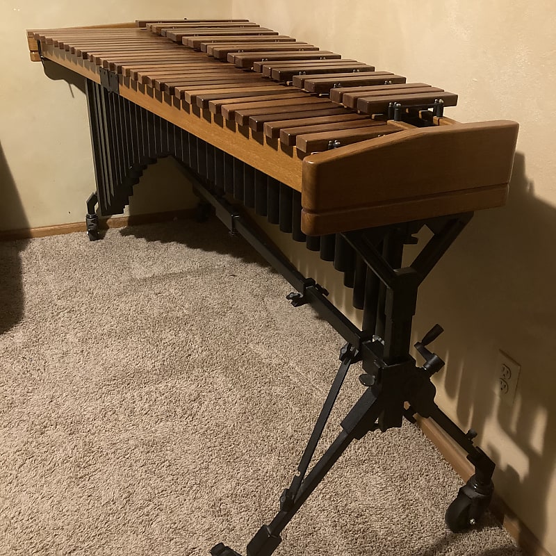 Adams Classic Artist Series Rosewood Marimba 4.3 Octave Reverb