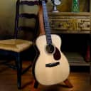 Collings OM2H Spruce Top Orchestra Model Acoustic Guitar With Case
