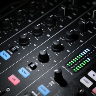 Allen and Heath Xone PX5 Analog Soul DJ Mixer with Built-In FX Technology and Filter System (Black) image 16