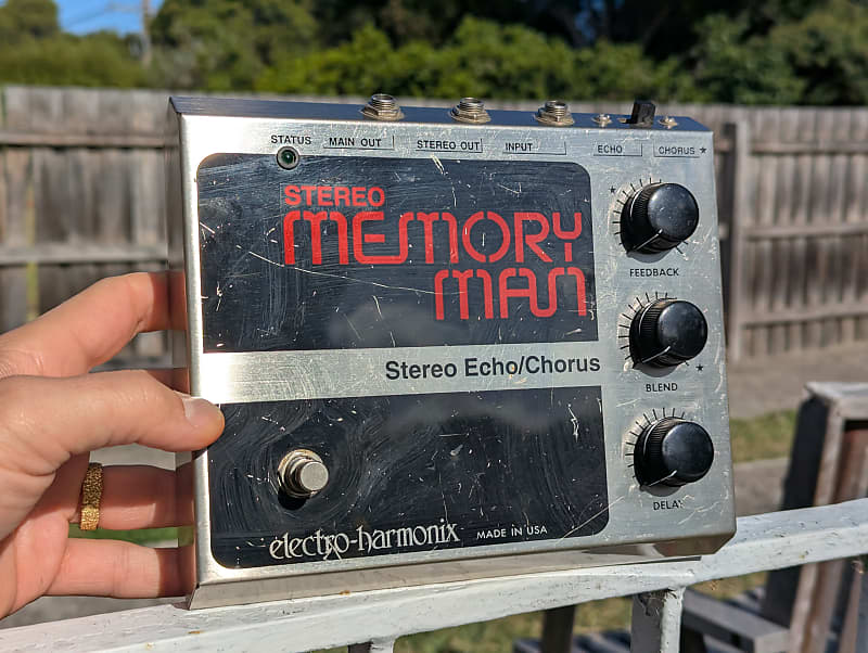 Electro-Harmonix Stereo Memory Man