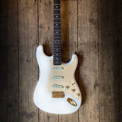 2021 Fender CS LTD Edition 75th Annie Stratocaster NOS Diamond White Pearl image 2