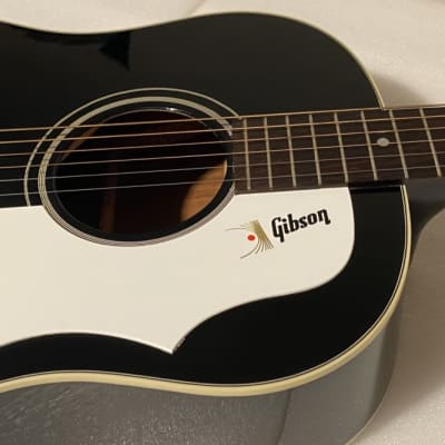 Gibson Custom Shop J-45 1968 Limited Edition Ebony - unplayed image 3