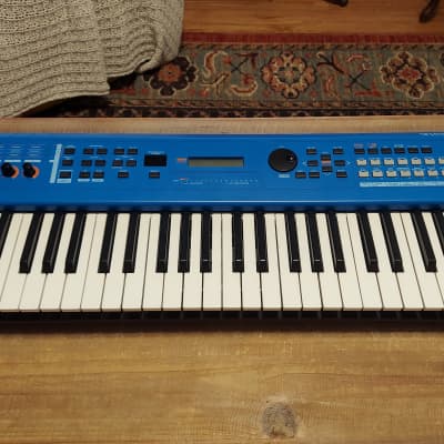 Yamaha MX49 Synthesizer - Blue w/ Bag