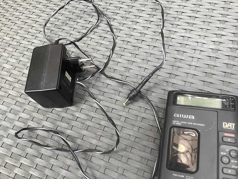 aiwa HD-S200 DAT デジタルオーディオテープレコーダー aiwa HD-S200