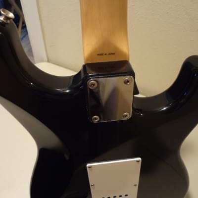 FENDER Stratocaster Left Handed Made In Japan 1984 - 1987 Black image 17