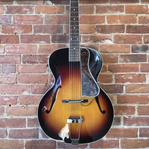 超希少良品！生産終了ロア上級アーチトップ The Loar LH-500 超希少良品！生産終了ロア上級アーチトップ The Loar LH-500